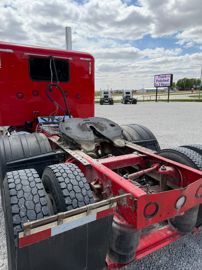 2004 Peterbilt 379 - 20K On In Frame