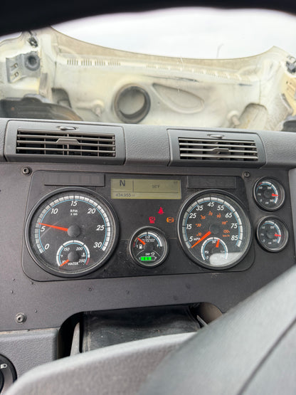 2018 Cascadia 126 - 436k Miles