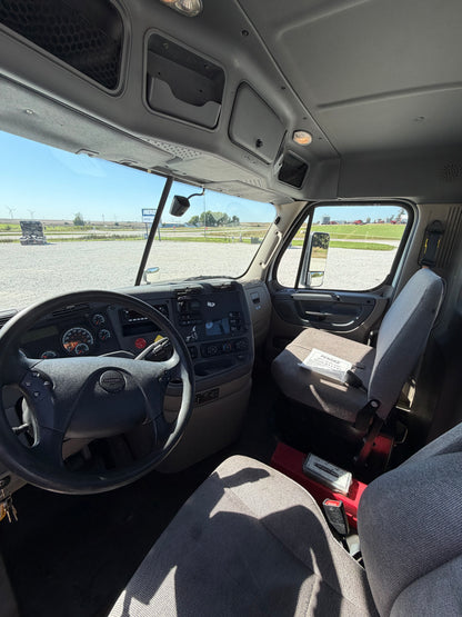 2019 Freightliner Cascadia 125 - 385k Miles