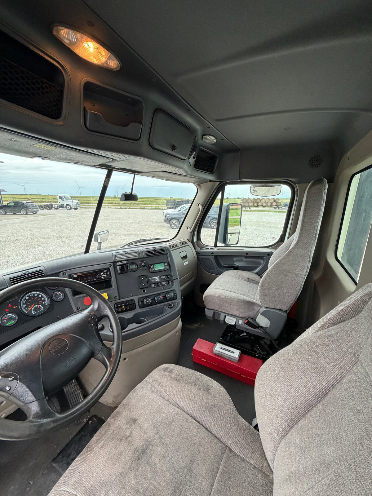 2019 Cascadia 125 - 540k miles