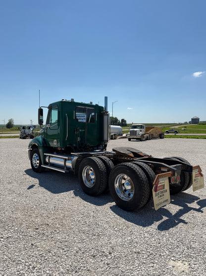 2007 Freightliner Columbia - 449k miles