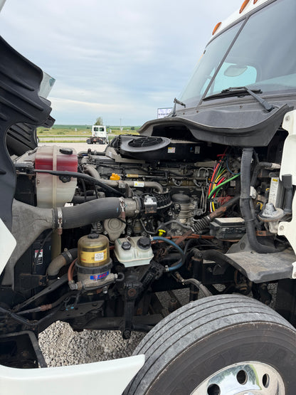 2017 Freightliner Cascadia 125 - 448k Miles