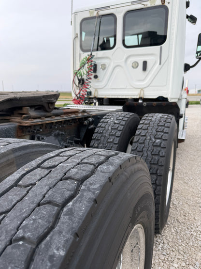 2018 Cascadia 126 - 436k Miles