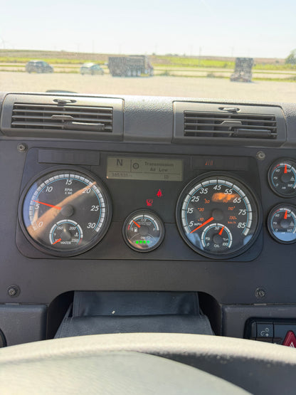 2019 Freightliner Cascadia 125 - 385k Miles