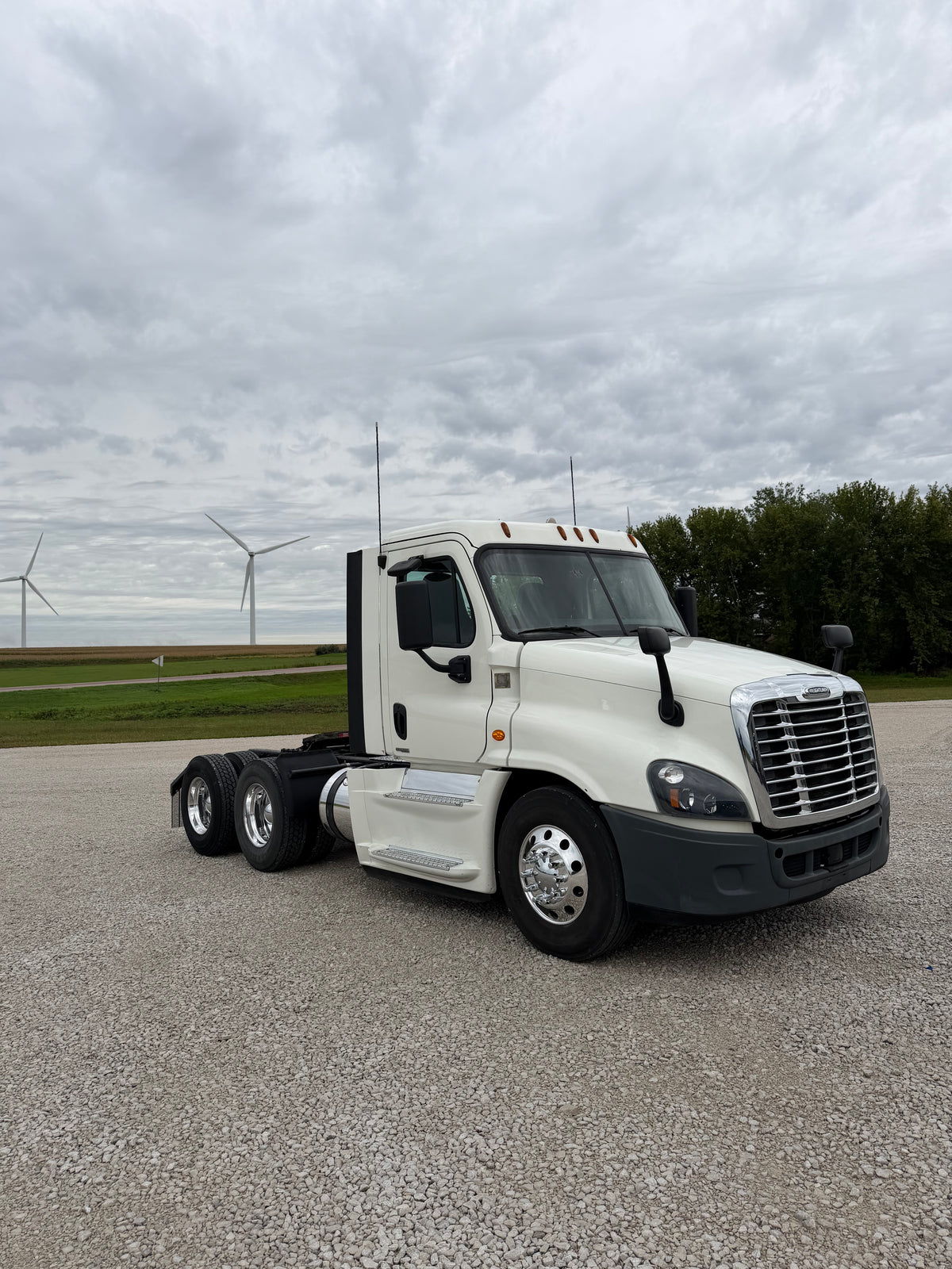 2019 Cascadia 125 - 540k miles