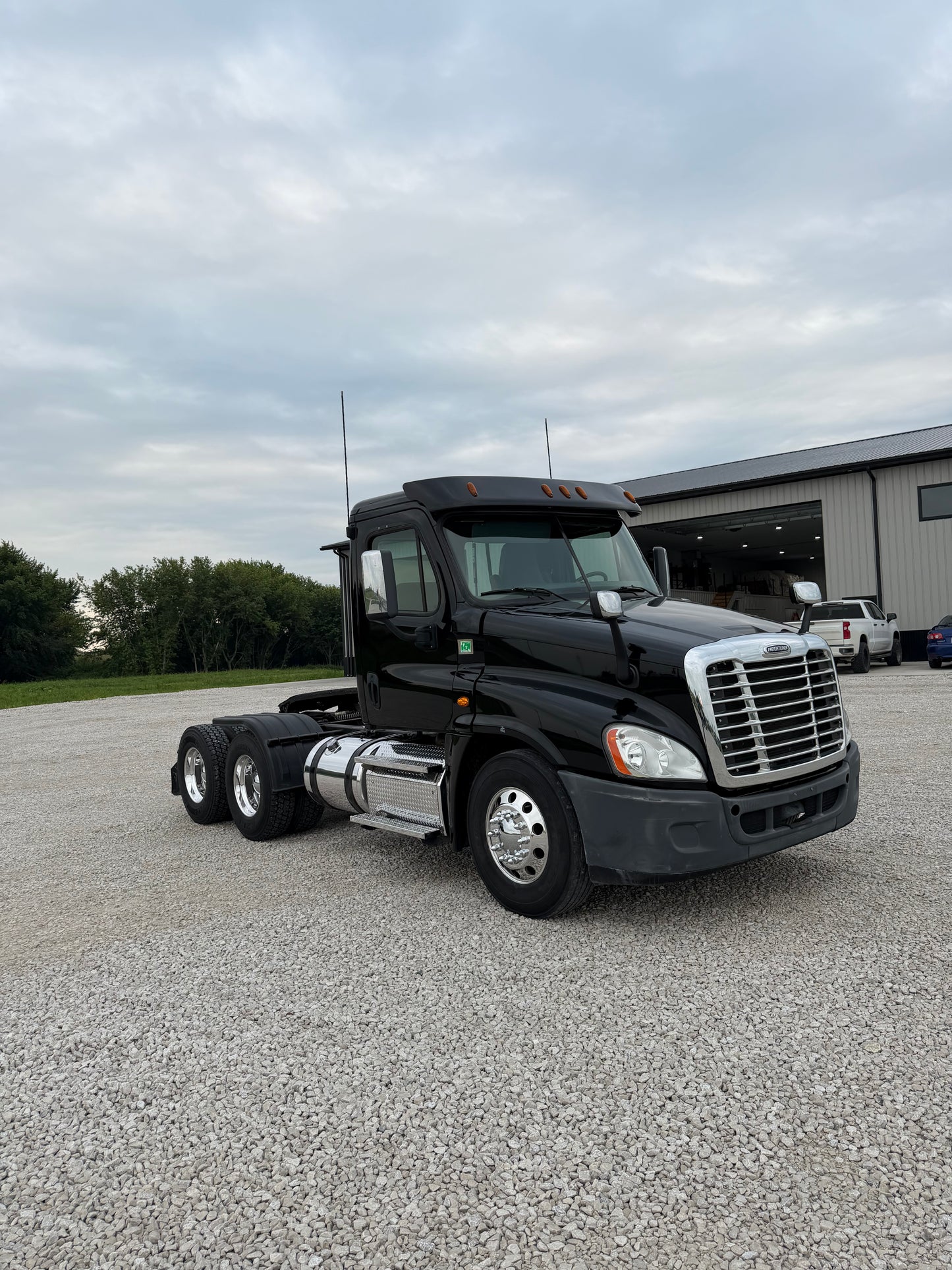2019 Freightliner Cascadia 125 - 122k Miles