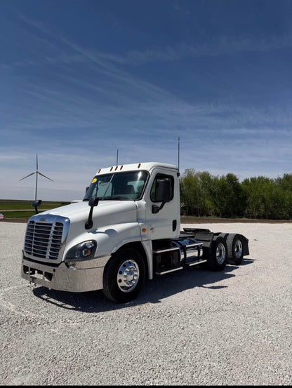 2018 Cascadia 125 - 418k Miles