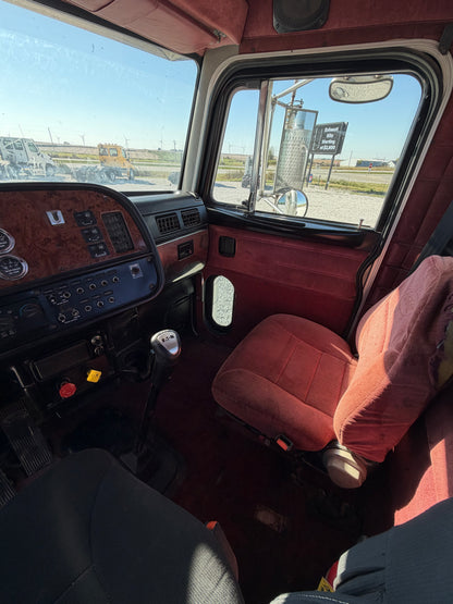 2004 Peterbilt 379