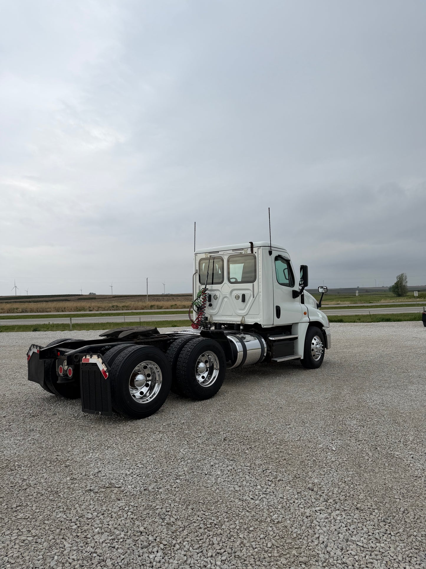 2018 Cascadia 126 - 436k Miles
