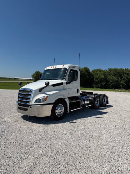 2019 Freightliner Cascadia 126 - 537k Miles
