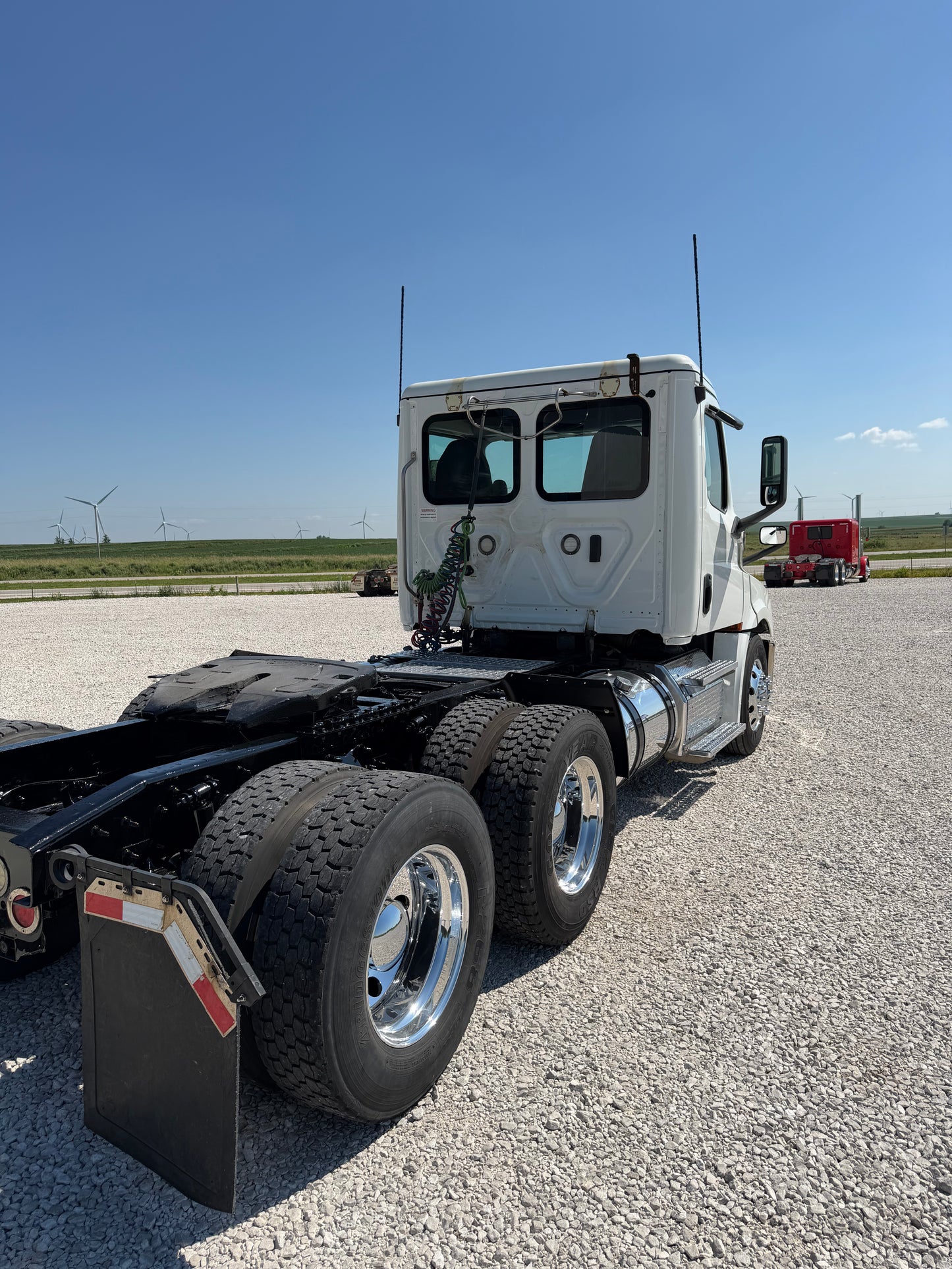 2019 Freightliner Cascadia 126 - 537k Miles