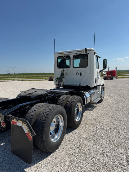 2019 Freightliner Cascadia 126 - 537k Miles
