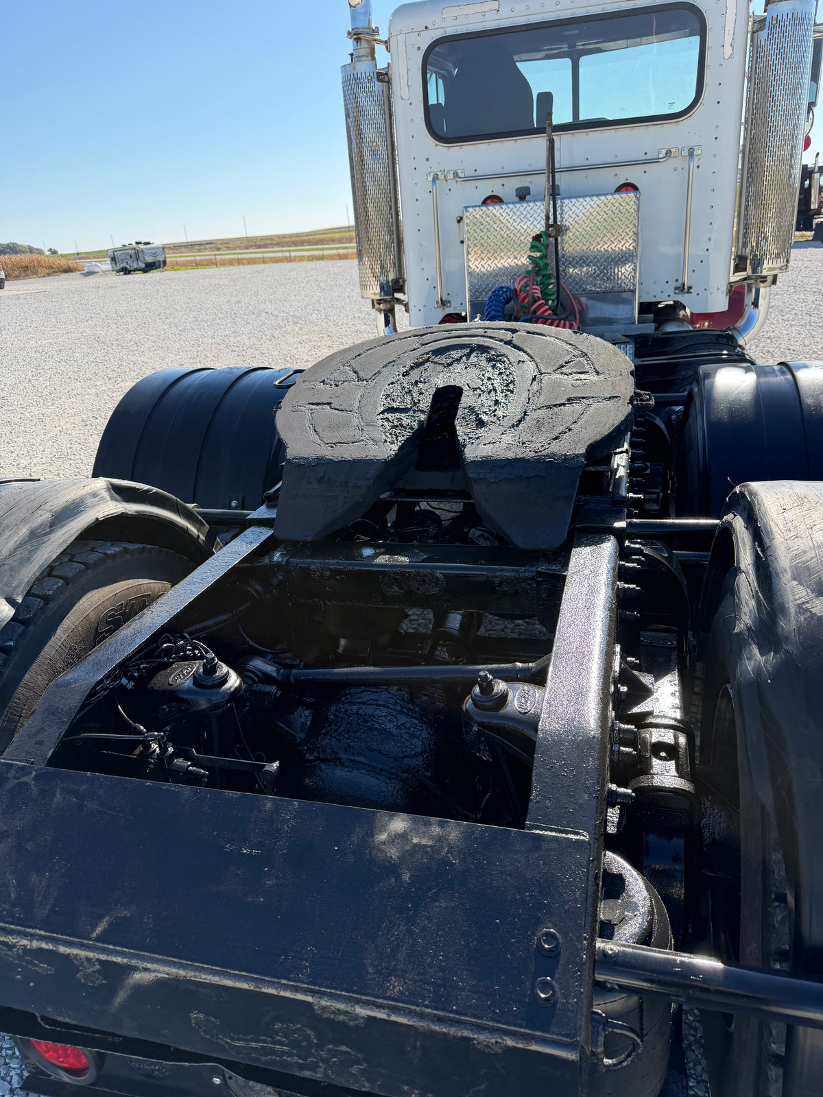 2004 Peterbilt 379