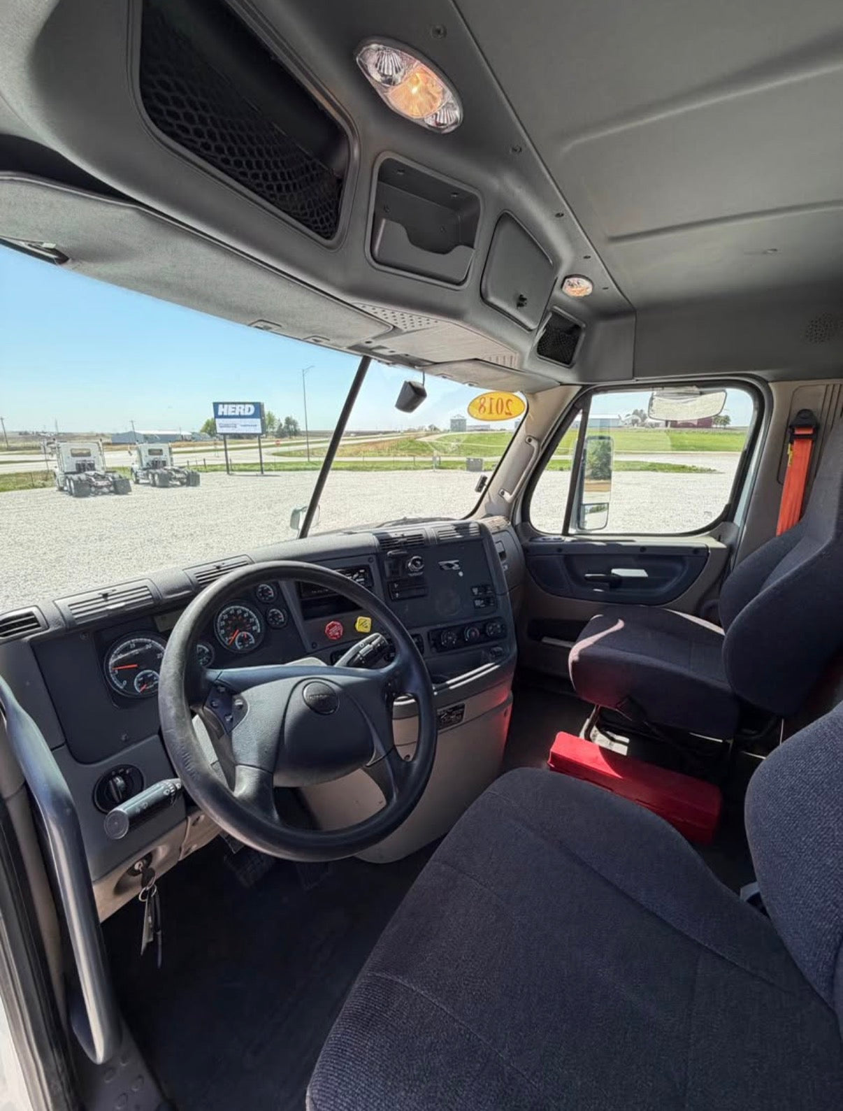 2018 Cascadia 125 - 418k Miles