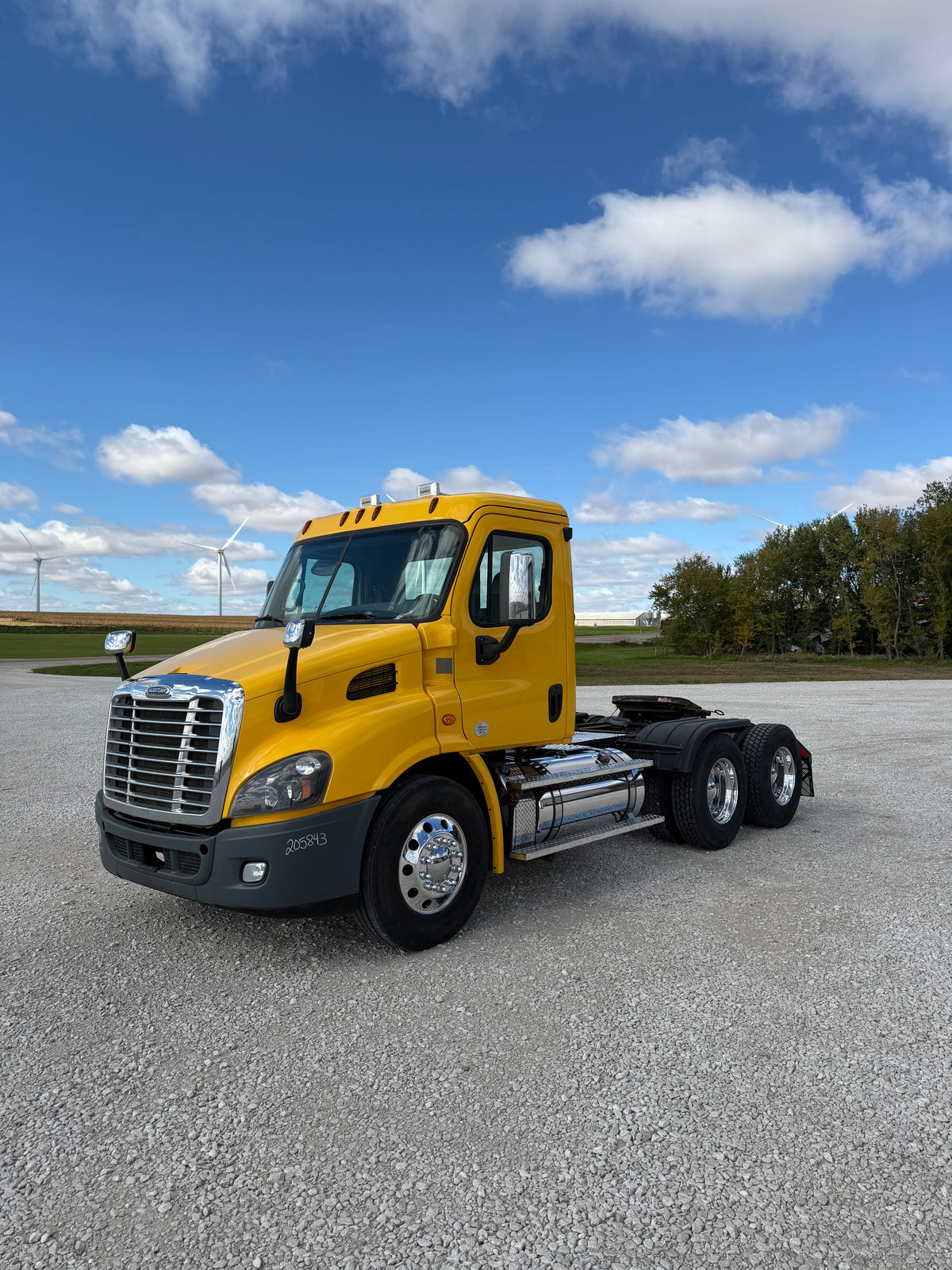 2019 Cascadia 113 - 370K Miles
