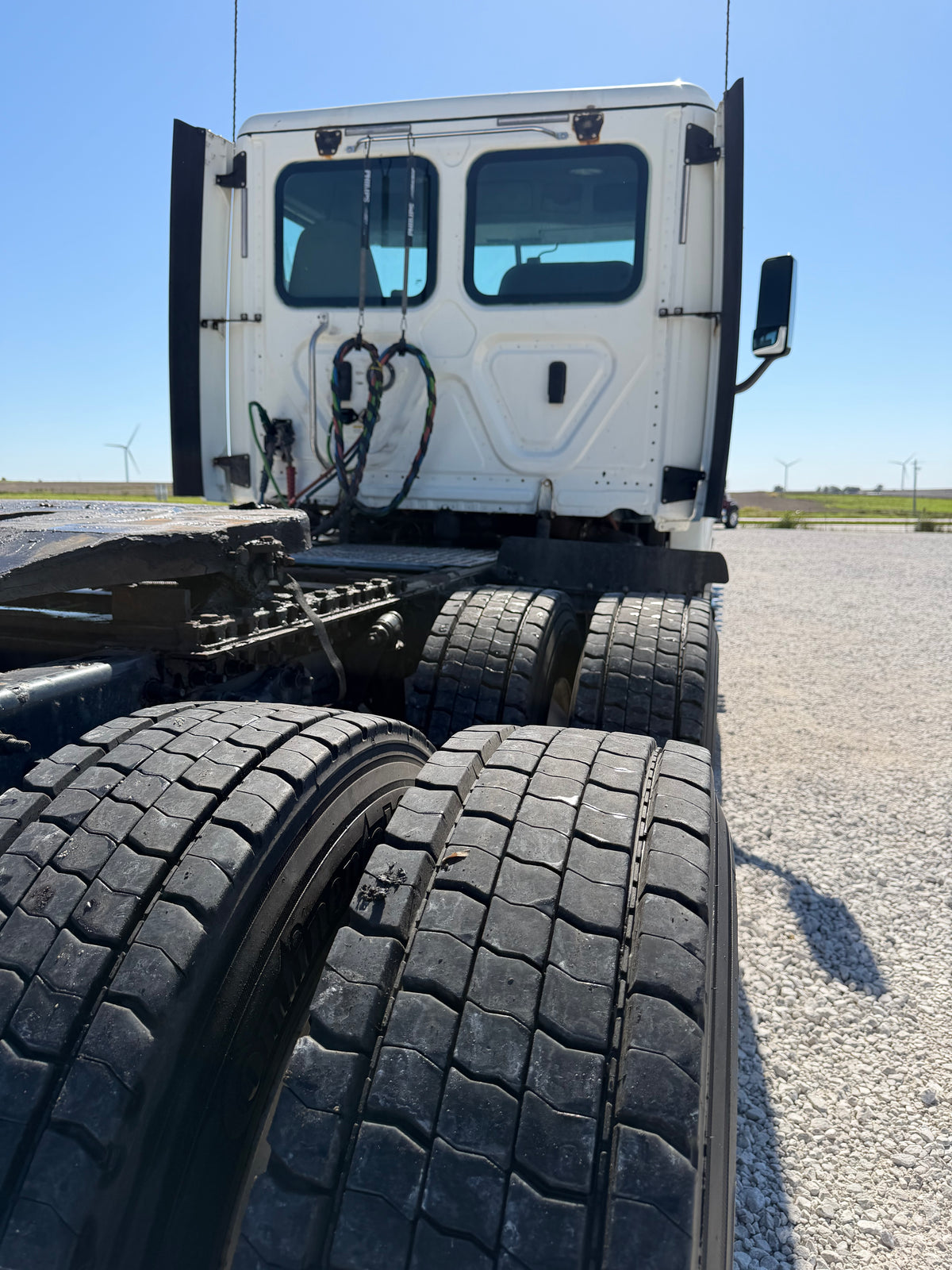 2019 Freightliner Cascadia 125 - 385k Miles