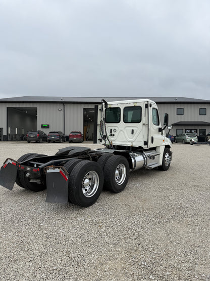2019 Freightliner Cascadia 125