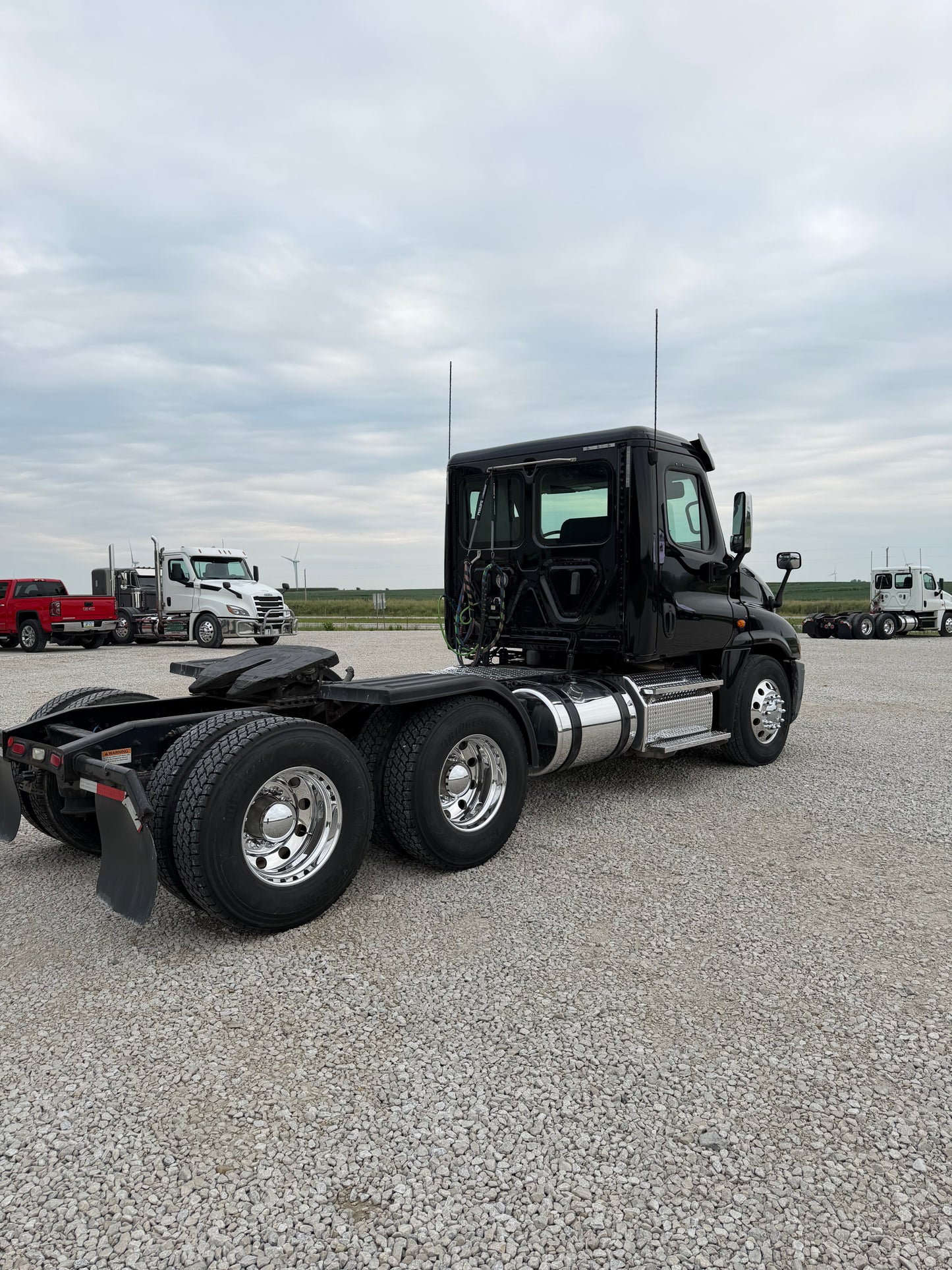 2019 Freightliner Cascadia 125 - 122k Miles