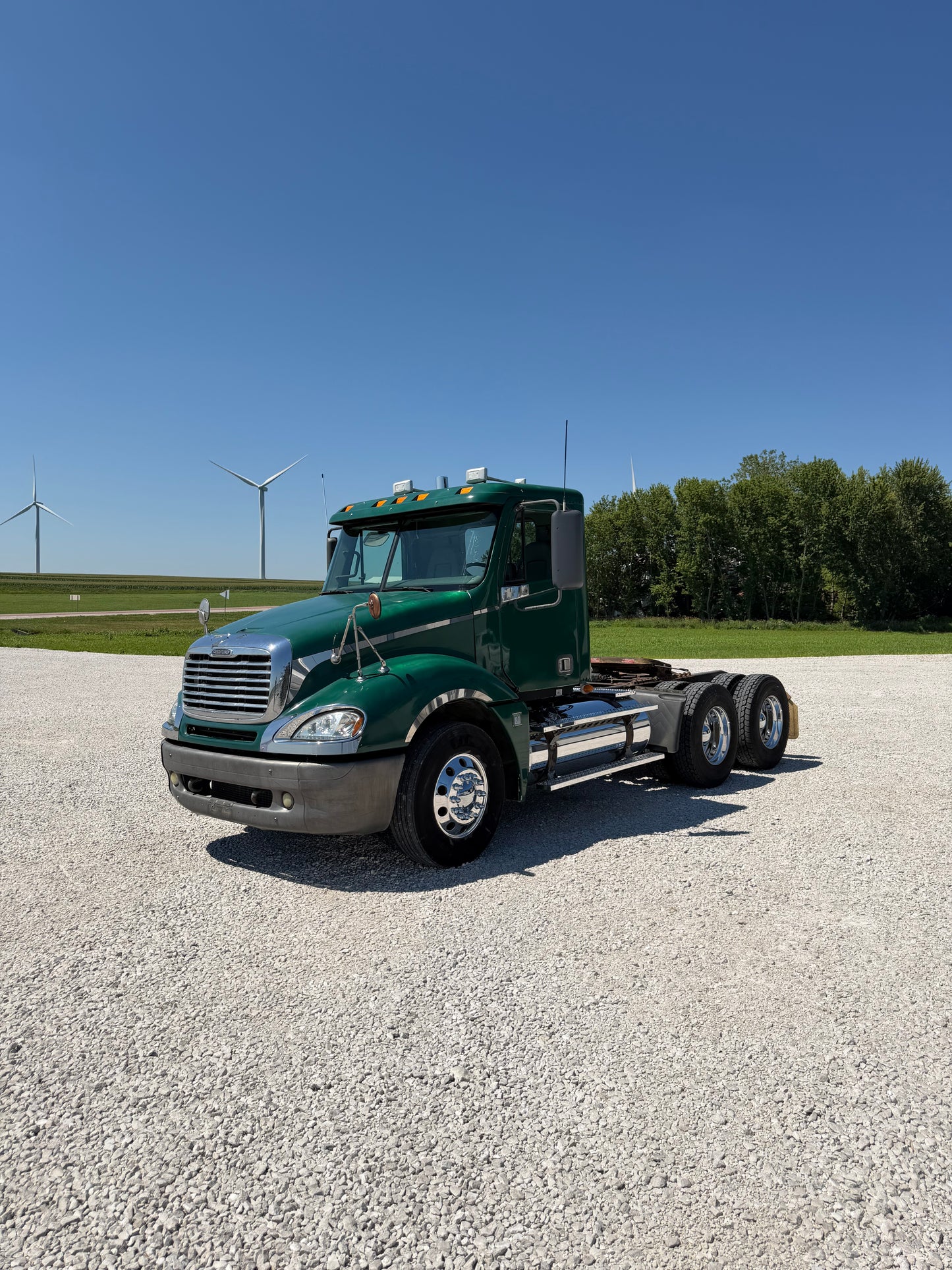 2007 Freightliner Columbia - 449k miles
