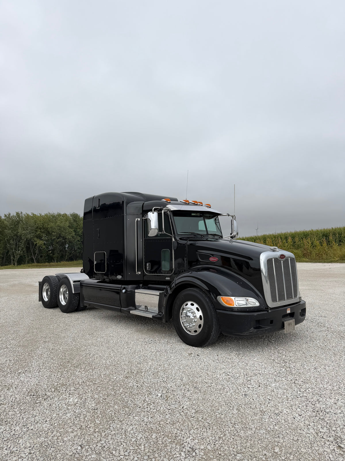 2011 Peterbilt 386 - 1.04M Miles
