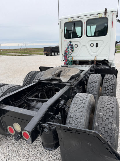 2018 Freightliner Cascadia - 270k Miles